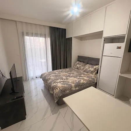 Cozy In Long Resort, Great Amenities! Larnaka